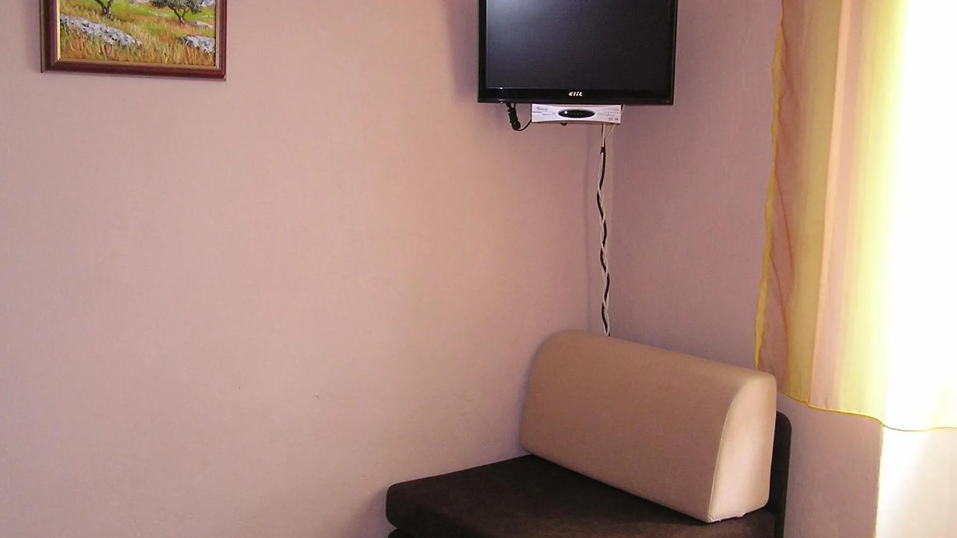 Ferienwohnung Fuer 2 Personen 1 Kind Ca, 30 M Sup2 In Silo, Adriakueste Kroatien Kroatische Inseln Croatia